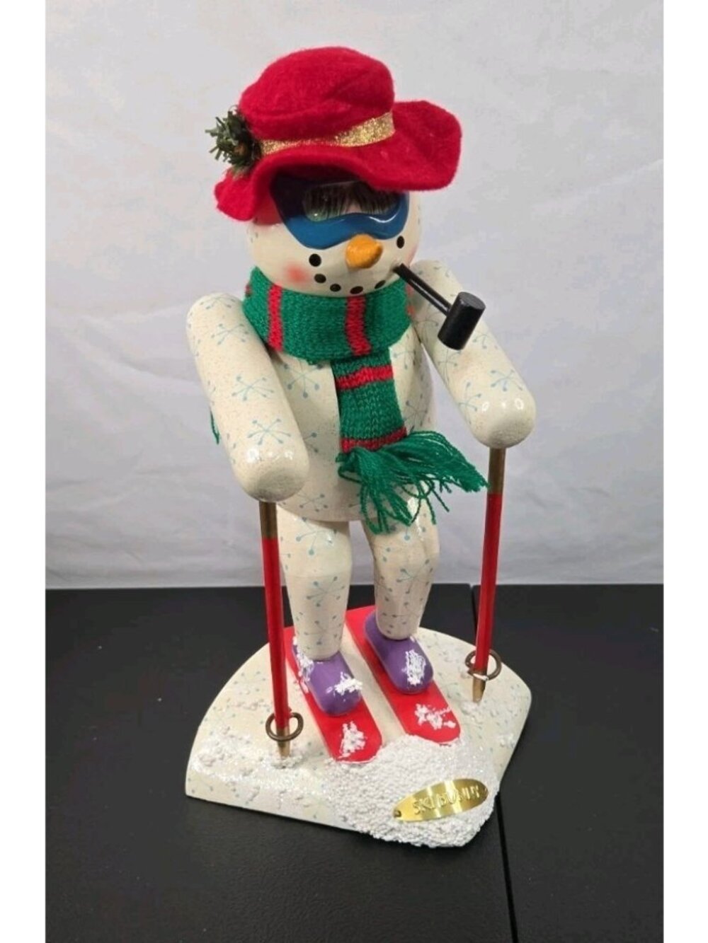 Ski Bunny Snowman Nutcracker 1998 The Bombay Company Wooden Figurine